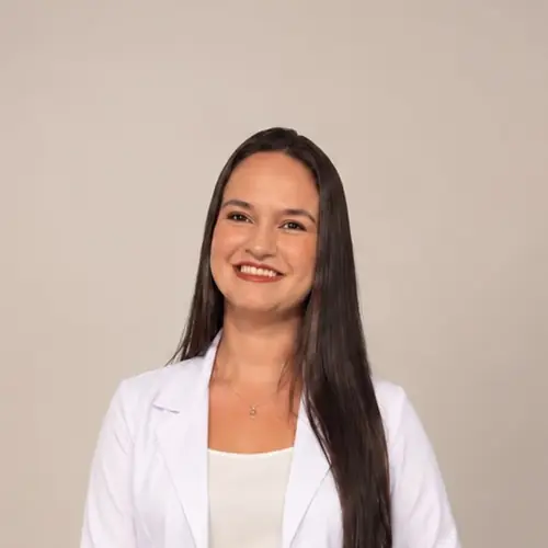 Letícia Fonrrozo, fisioterapeuta e instrutora de Pilates em Pirassununga